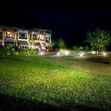 Elia Apartments - Nea Triglia Beach Nea Plagia Exterior photo